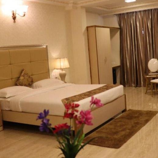 Hotel Lucknow